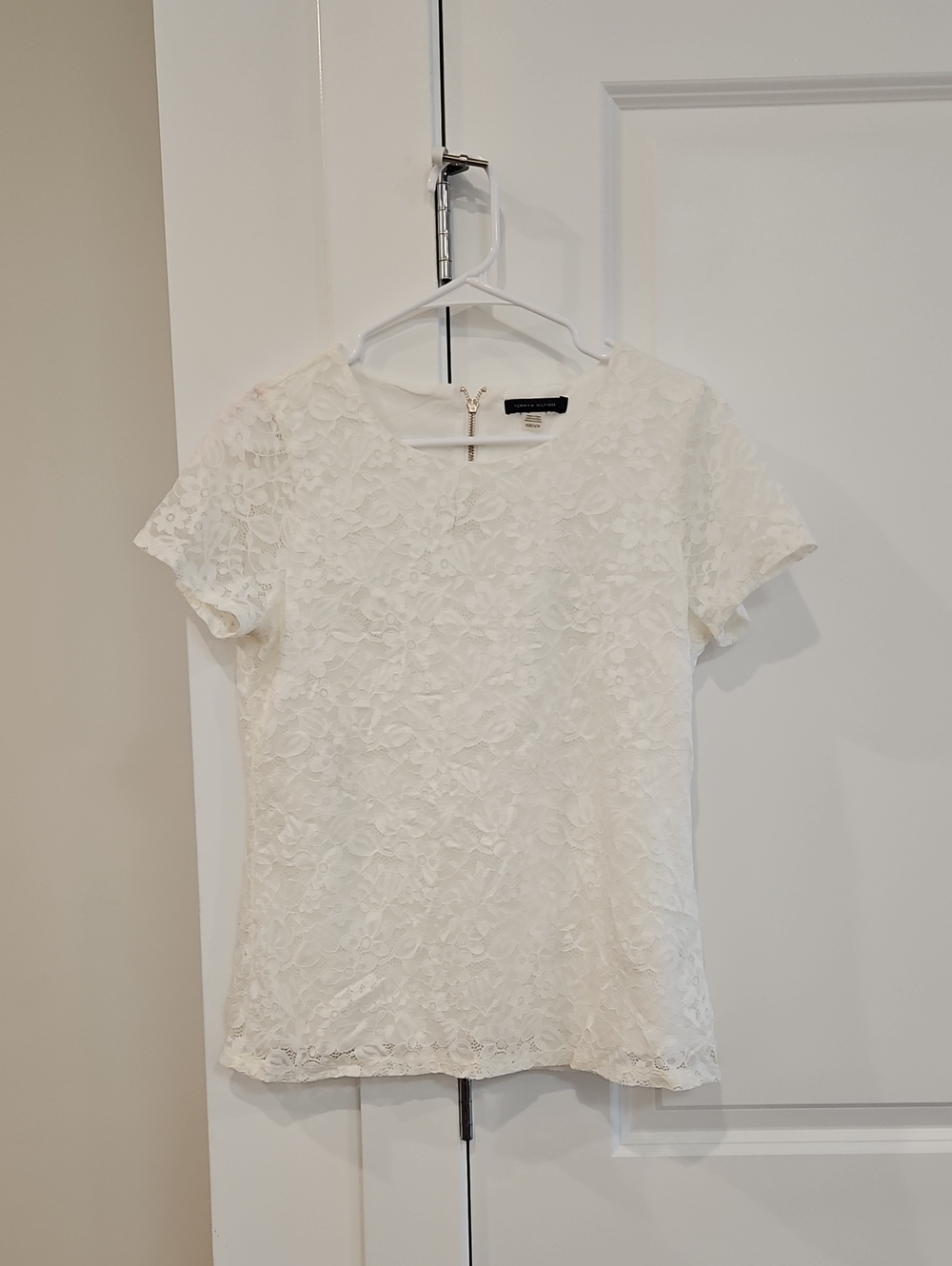 Ann Taylor Ivory Floral Lace Short Sleeve Blouse